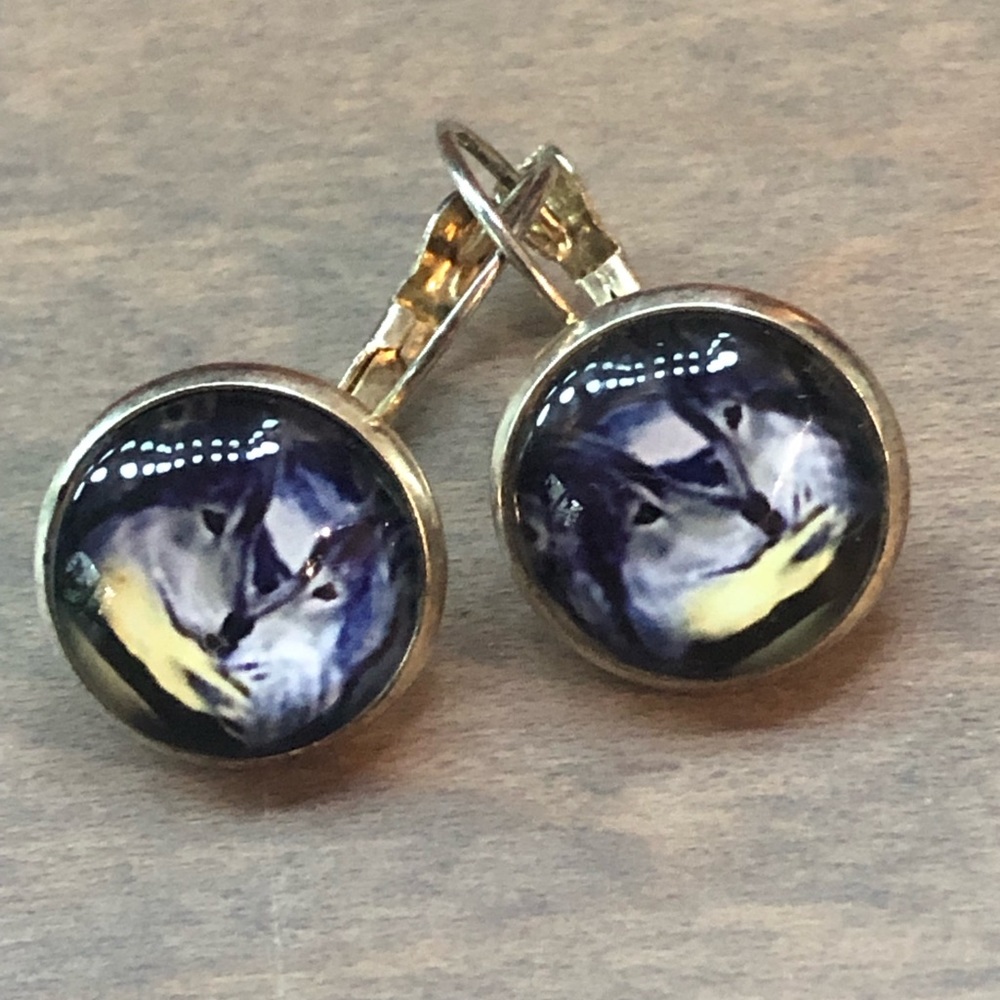 2 wolves nature earrings